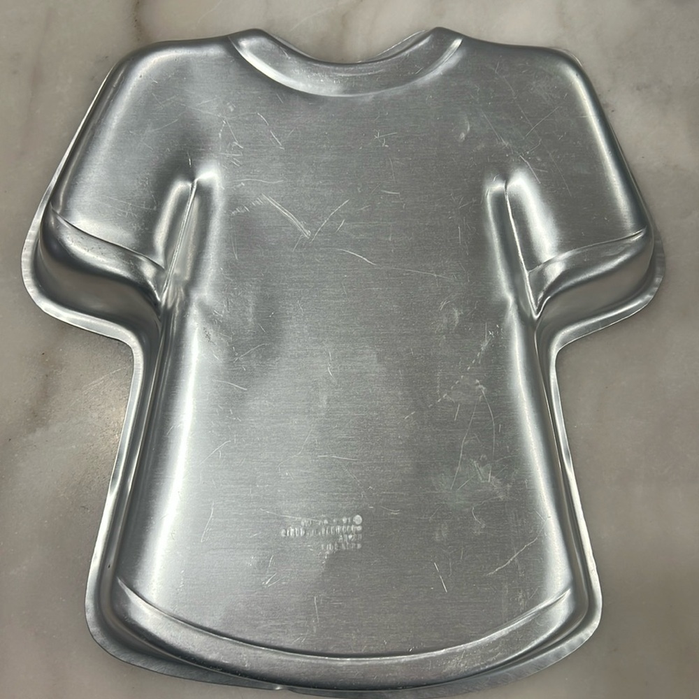 Vintage 1979 Wilton Shirt Cake Pan